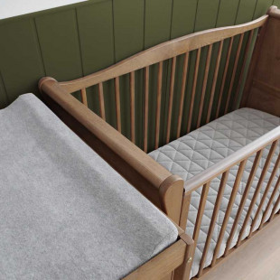 Lit bébé Noble Cot Vintage 120x60 couleur noyer clair