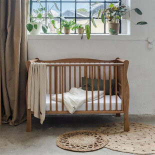 Lit bébé Noble Cot Vintage 120x60 noyer clair